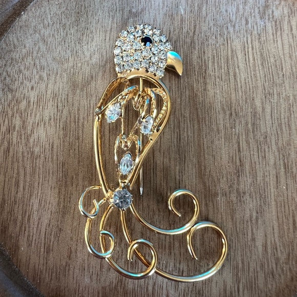 Lovebird vintage gold tone brooch pin - Picture 1 of 5